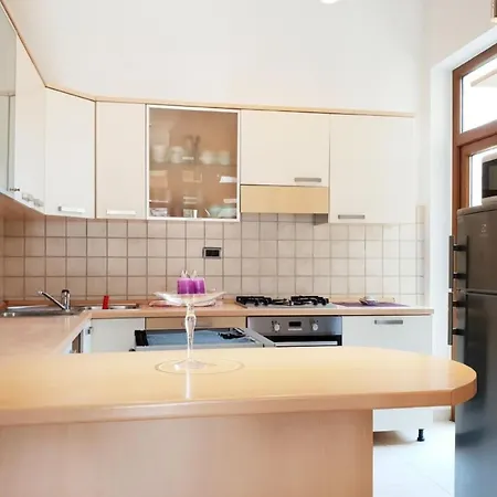 Appartement Luxus-app Marin - Terrasse- Garten- Grillplatz- By Interhome *