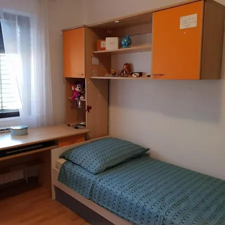 Appartement Luxus-app Marin - Terrasse- Garten- Grillplatz- By Interhome Pomer